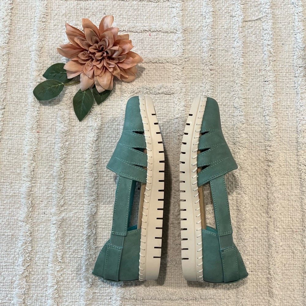 EASY STREET COMFORT WAVE Bugsy Turquoise Sandals Flats Shoes Espadrille- Size 7 - Picture 8 of 9